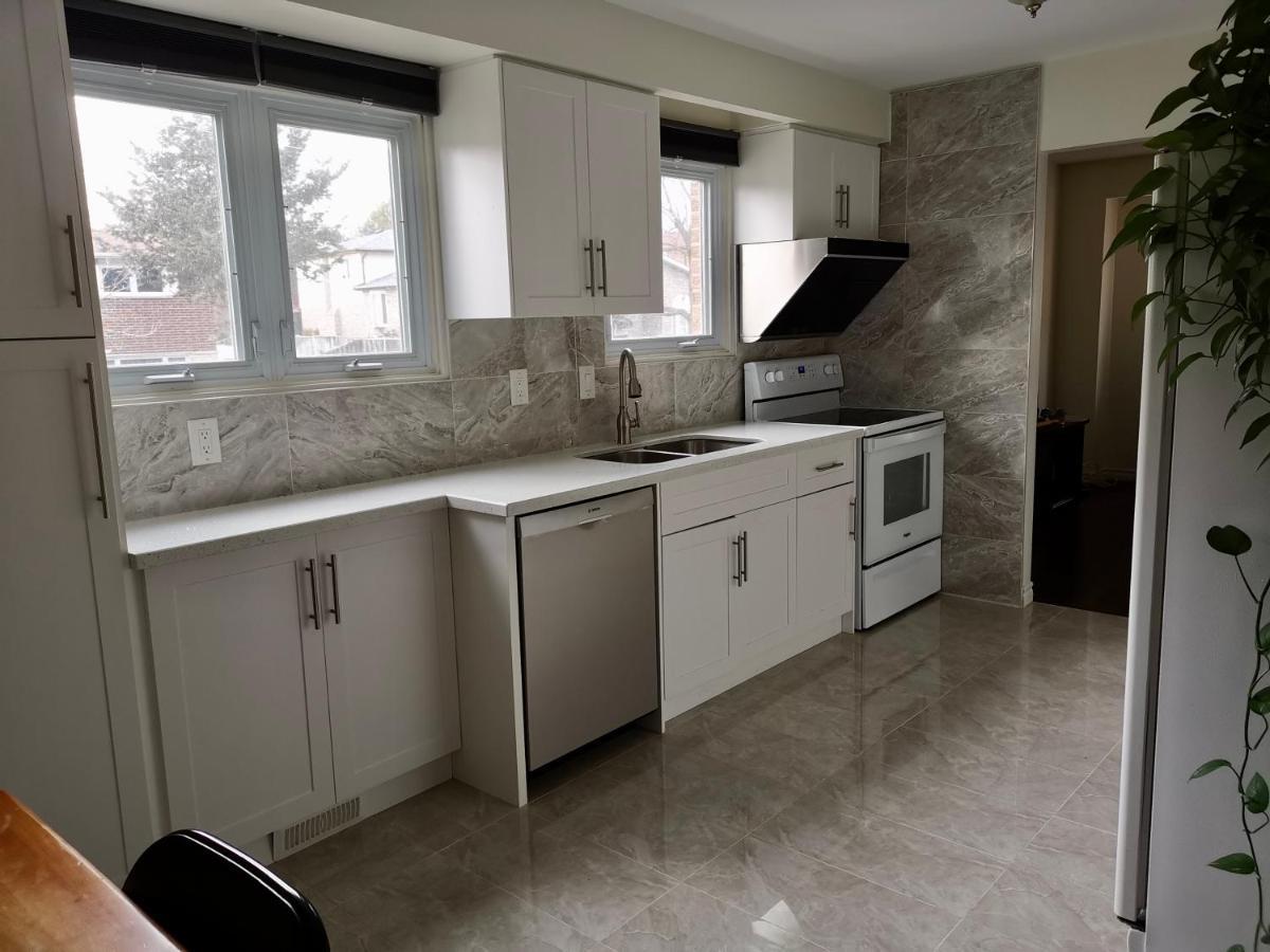 Private Rooms In House In North York Shared Kitchen Toronto Esterno foto